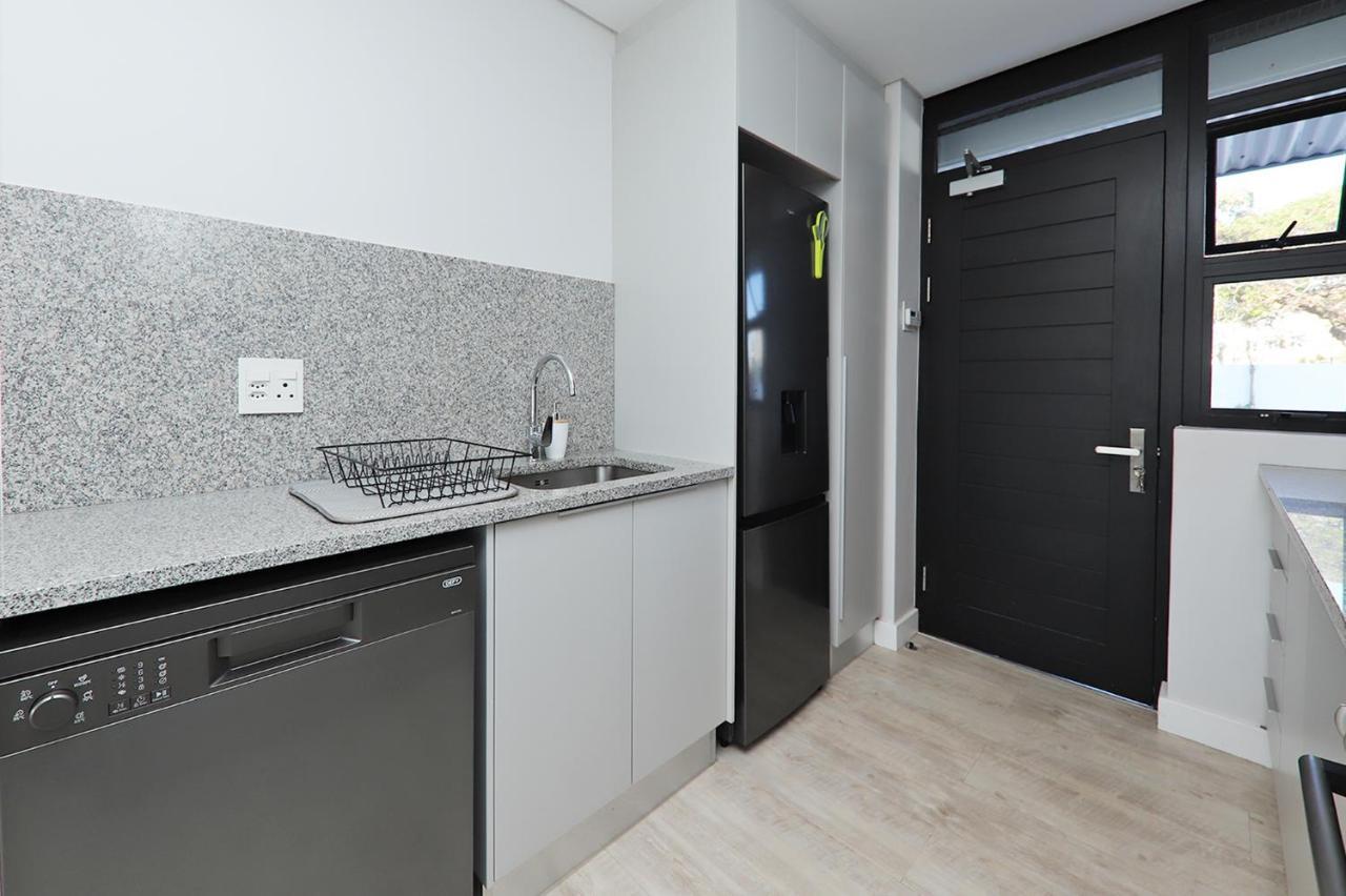Apartamento 002 Burmesiter On Park- 2 Minute Walk From The Cidade Do Cabo